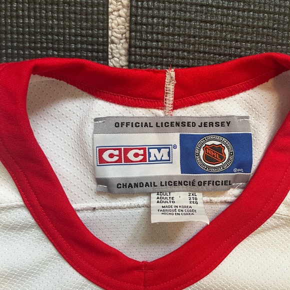 Detroit Red Wings Jersey - Picture 6 of 12